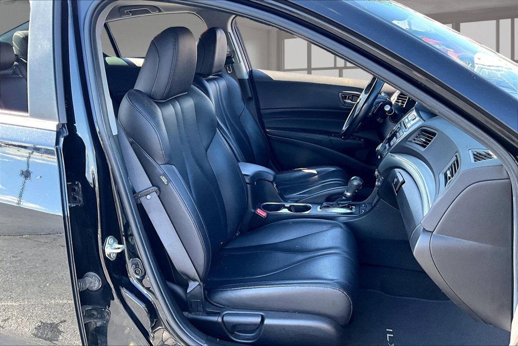 Used 2019 Acura ILX FWD image 7