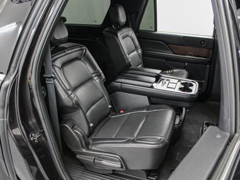 Used 2021 Lincoln Navigator L Reserve AWD/4WD image 24