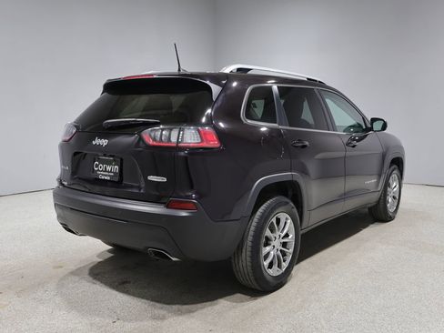 Used 2021 Jeep Cherokee Latitude Lux AWD/4WD image 2