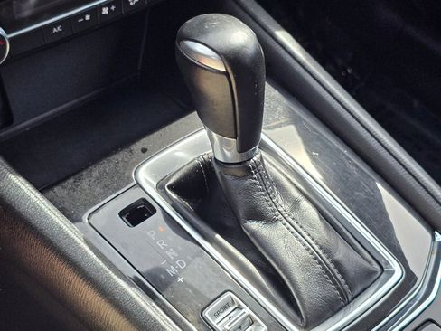 Used 2020 MAZDA CX-5 Touring image 15