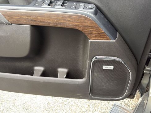 Used 2018 GMC Sierra 3500 Denali w/ Duramax Plus Package image 10