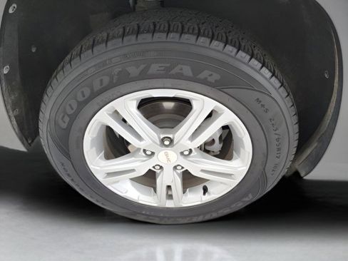 Used 2020 GMC Terrain SLE w/ Driver Convenience Package image 14