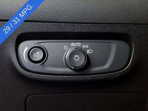 Used 2024 Buick Encore GX Sport Touring image 24