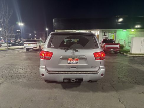 Used 2014 Toyota Sequoia Limited image 7