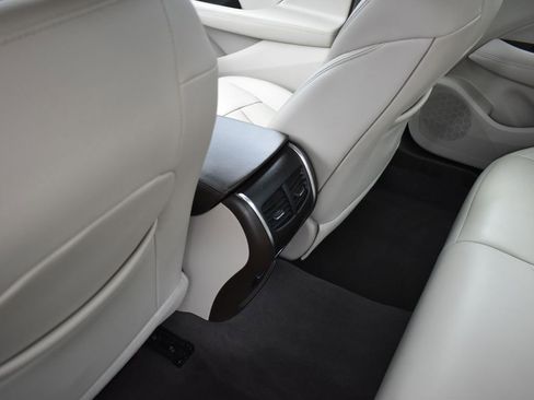 Used 2017 Buick LaCrosse Essence image 24