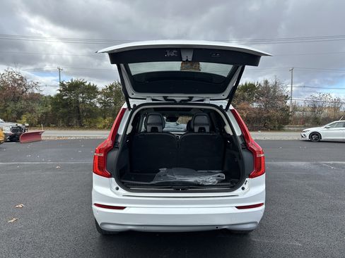 Used 2022 Volvo XC90 T6 Momentum w/ Advanced Package image 33