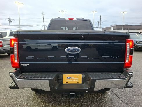 Certified 2023 Ford F250 Lariat w/ Lariat Ultimate Package image 9