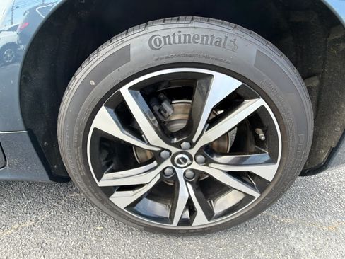 Used 2024 Volvo S60 B5 Plus AWD/4WD image 25