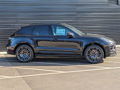New 2026 Porsche Macan S image 8