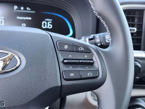 New 2026 Hyundai Venue SEL FWD image 29