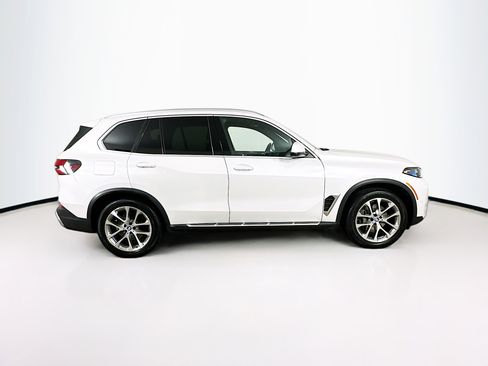 Used 2024 BMW X5 sDrive40i w/ Premium Package image 10