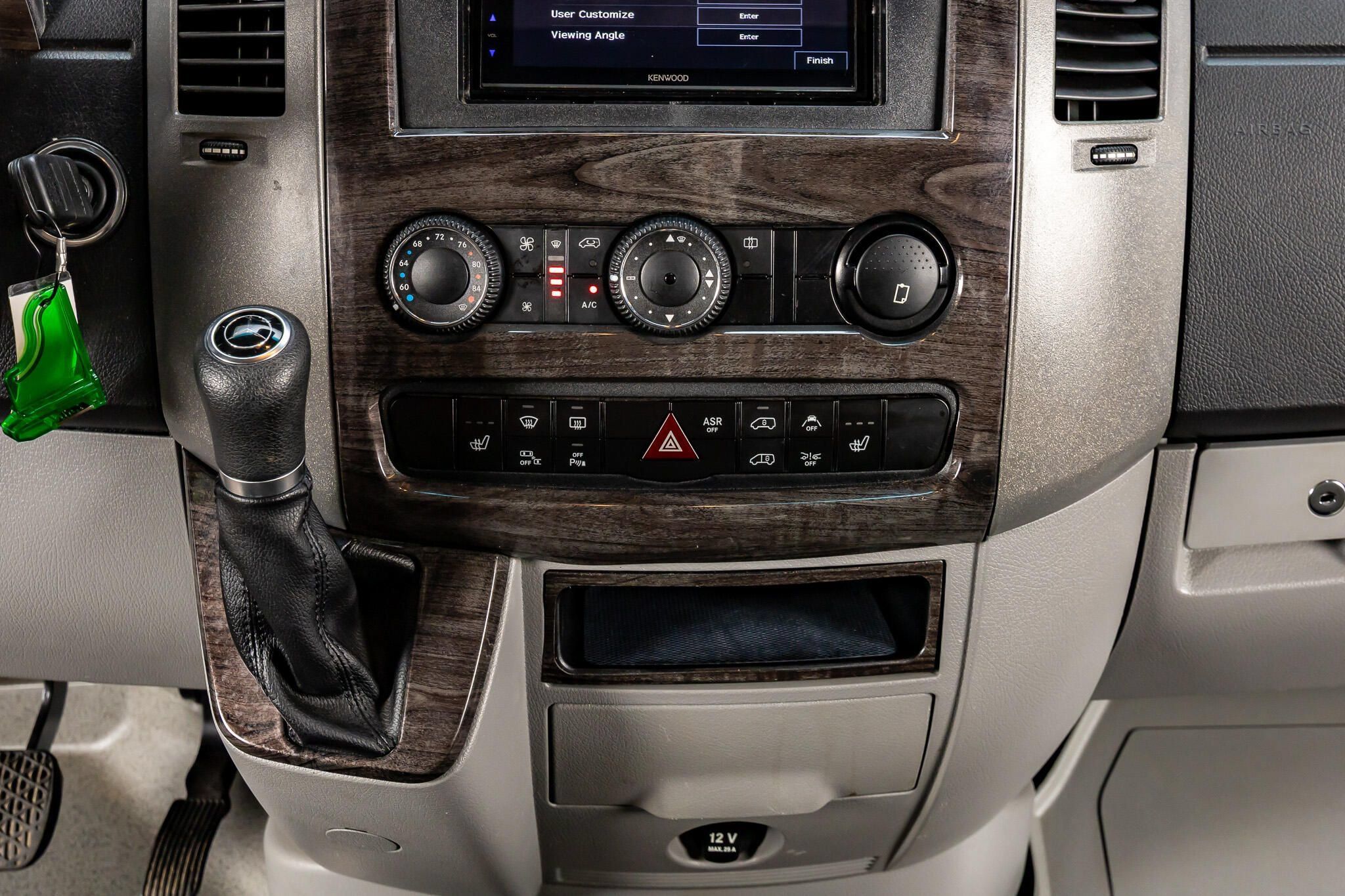 Used 2015 Mercedes-Benz Sprinter 3500 image 21