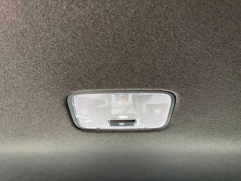 New 2025 Hyundai Elantra SEL FWD image 30
