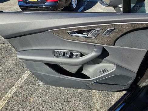 New 2026 Audi Q7 2.0T Premium image 7