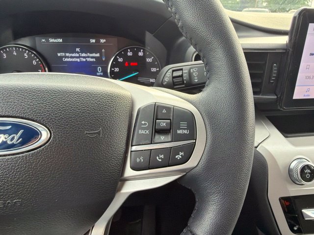 Used 2024 Ford Explorer XLT w/ Equipment Group 202A AWD/4WD image 37