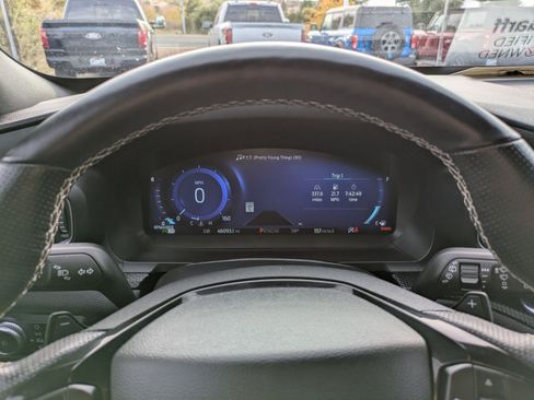 Used 2021 Ford Explorer ST image 19