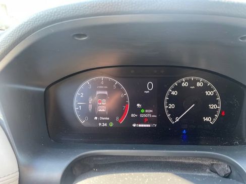 Used 2024 Honda HR-V EX-L image 14