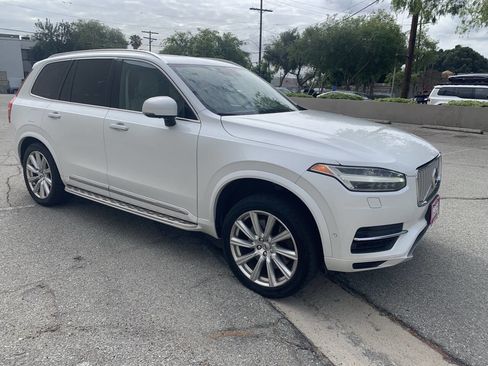 Used 2016 Volvo XC90 T8 Inscription w/ Vision Package AWD/4WD image 8