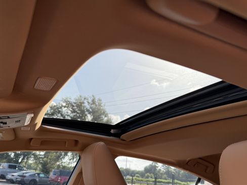 Used 2025 Lexus ES 350 w/ Premium Package FWD image 31