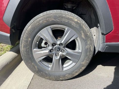 Used 2023 Toyota RAV4 LE image 5