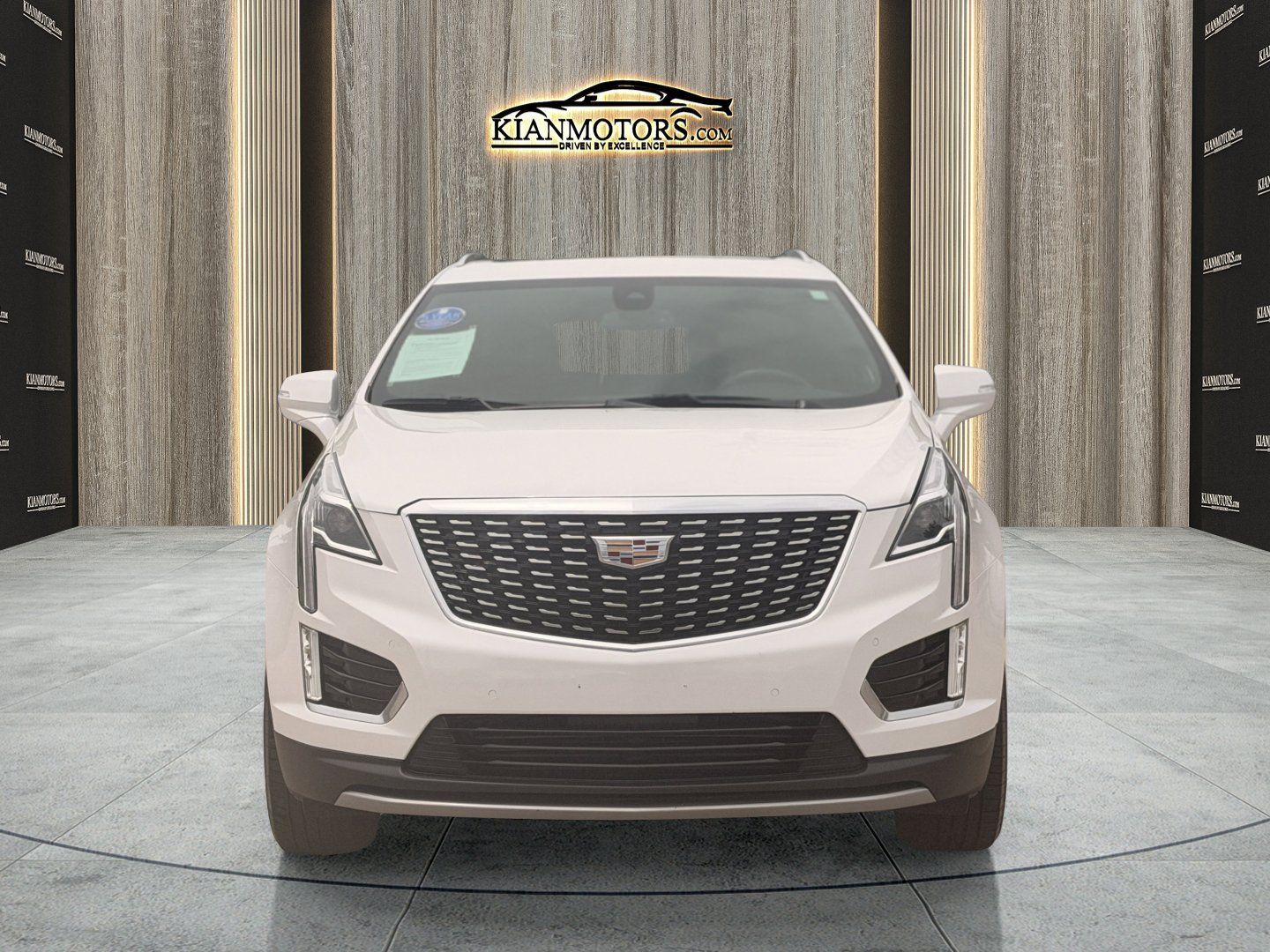 Used 2024 Cadillac XT5 Premium Luxury FWD image 3