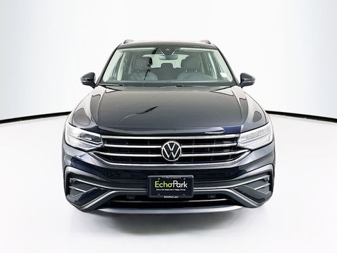 Used 2024 Volkswagen Tiguan S image 2