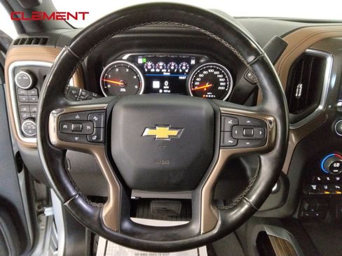 Used 2023 Chevrolet Silverado 2500 High Country w/ Technology Package image 9
