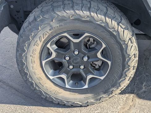 Used 2021 Jeep Wrangler Unlimited Rubicon 4xe w/ Cold Weather Group image 12