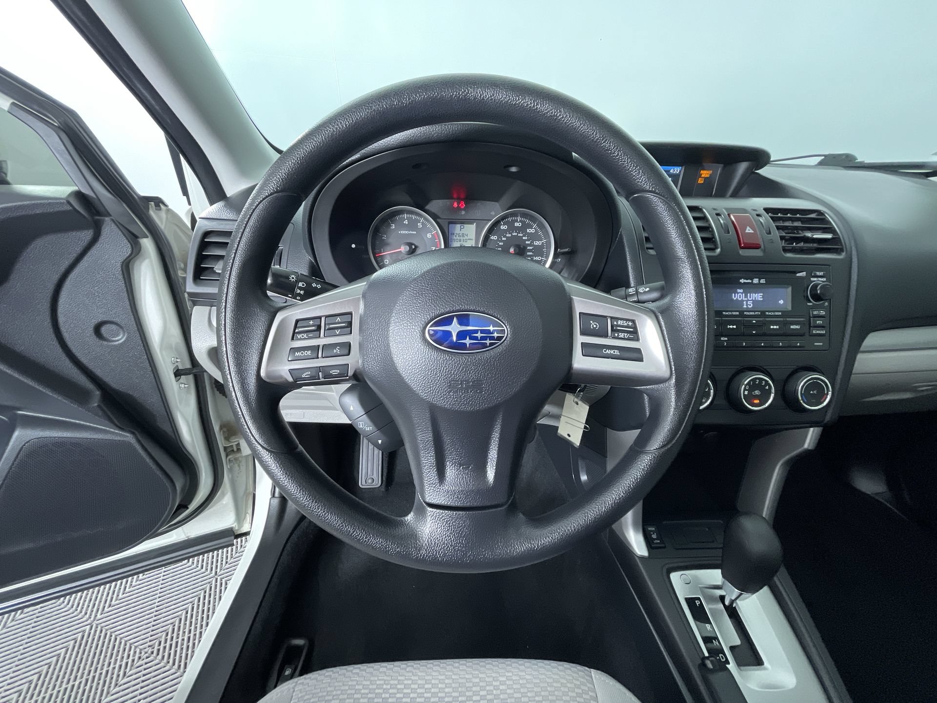 Used 2015 Subaru Forester 2.5i Premium w/ All-Weather Package AWD/4WD image 15