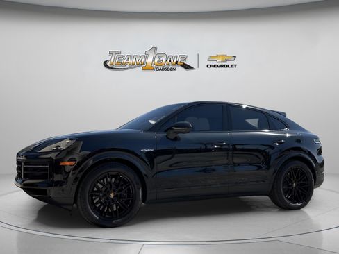 Used 2025 Porsche Cayenne E-Hybrid Coupe AWD/4WD image 1