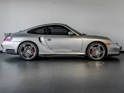 Used 2002 Porsche 911 Turbo image 8
