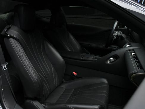 Used 2020 Lexus LC 500 Coupe w/ Touring Package RWD image 35