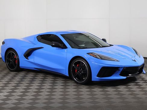 Used 2021 Chevrolet Corvette Stingray Preferred Cpe w/ Battery Protection Package image 2