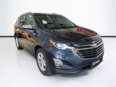 Used 2019 Chevrolet Equinox Premier FWD image 3