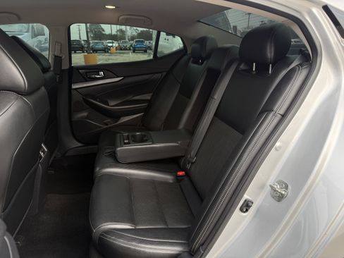 Used 2018 Nissan Maxima 3.5 SV image 33