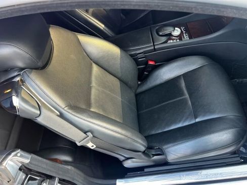 Used 2010 Mercedes-Benz CL 550 4MATIC image 12