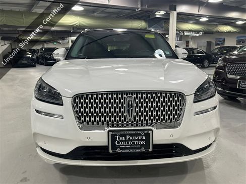 Certified 2022 Lincoln Corsair Reserve w/ Equipment Group 201A image 6