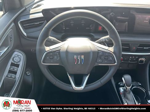 Certified 2024 Buick Encore GX Preferred FWD image 12