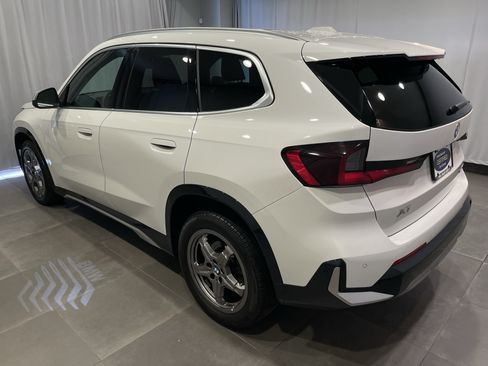 Certified 2023 BMW X1 xDrive28i w/ Convenience Package AWD/4WD image 4