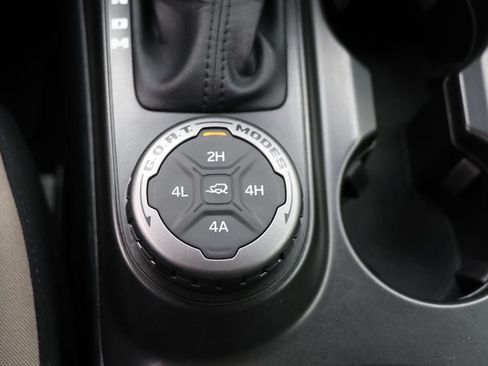 Used 2023 Ford Bronco Wildtrak AWD/4WD image 26