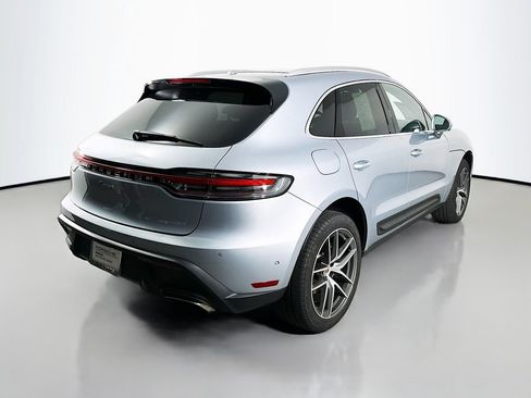 Used 2024 Porsche Macan image 9