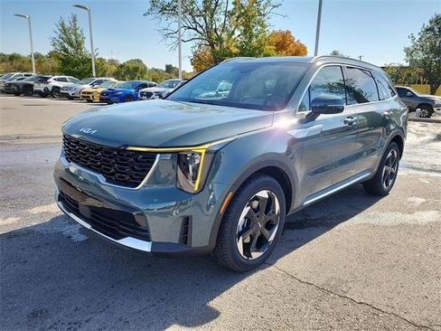 New 2026 Kia Sorento EX image 9