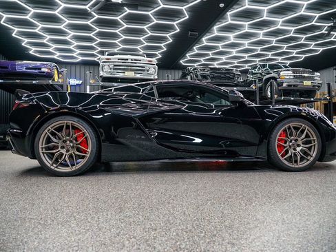 Used 2023 Chevrolet Corvette Z06 w/ Stealth Interior Trim Package image 3
