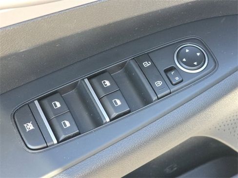 Used 2023 Kia Forte LXS w/ LXS Technology Package image 20