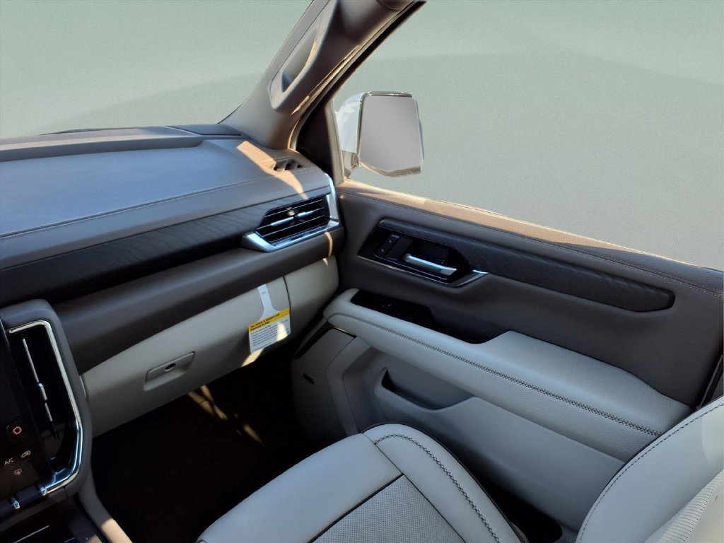 New 2027 GMC Yukon Denali w/ Denali Reserve Package AWD/4WD image 31