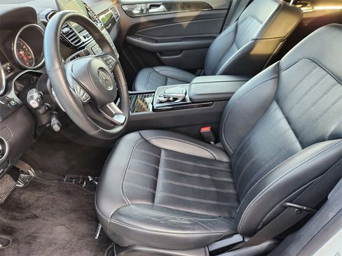 Used 2018 Mercedes-Benz GLS 450 4MATIC image 13