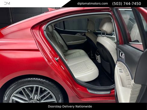 Used 2019 Genesis G70 2.0T Advanced w/ Prestige Package image 18