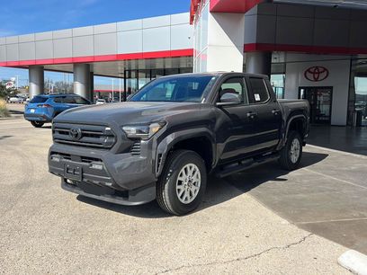 New 2025 Toyota Tacoma SR5