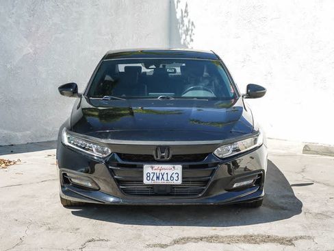 Used 2019 Honda Accord Sport image 3