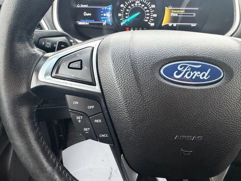 Used 2020 Ford Edge SEL AWD/4WD image 23